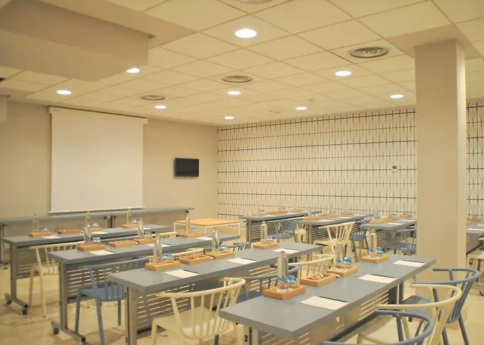 Vincci Lys Отель 4*