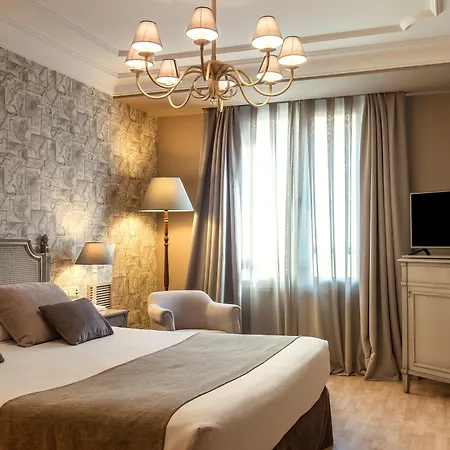 Szálloda Vincci Lys Valencia