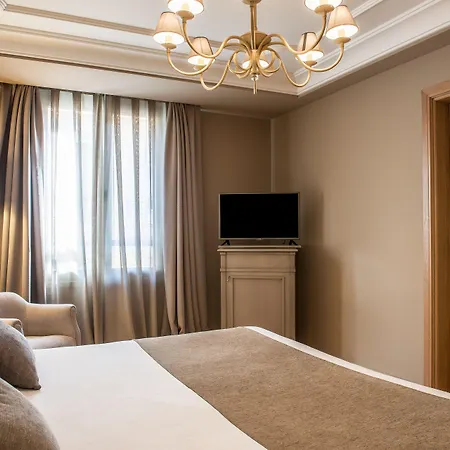 Vincci Lys Szálloda