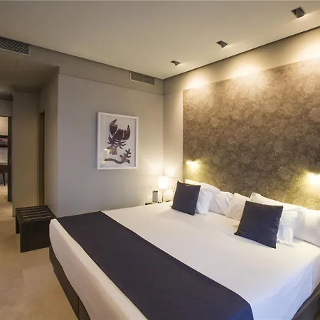 Vincci Lys Hotel