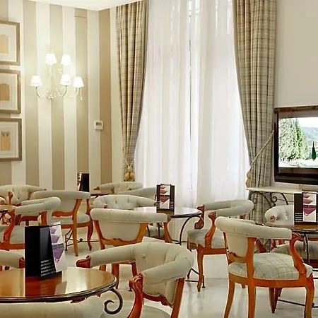 Hotel Vincci Lys 4*