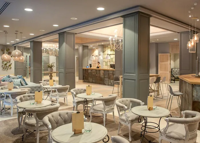 מלון Vincci Lys 4*