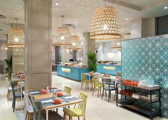 Vincci Lys Szálloda Valencia