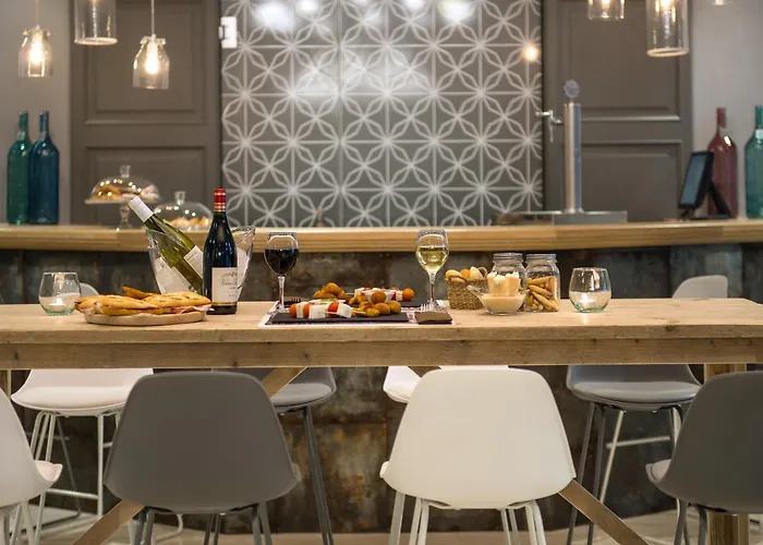 Ξενοδοχείο Vincci Lys 4*